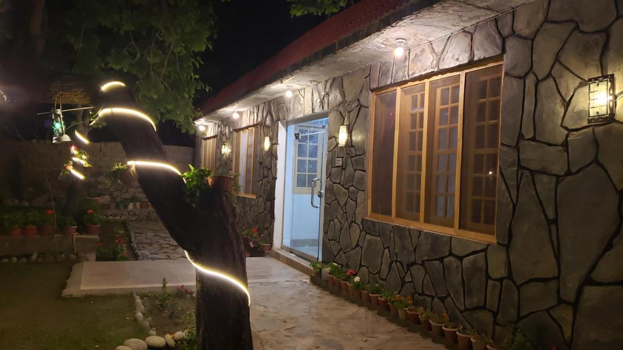 Sehrish Guest House Skardu Eksteriør bilde