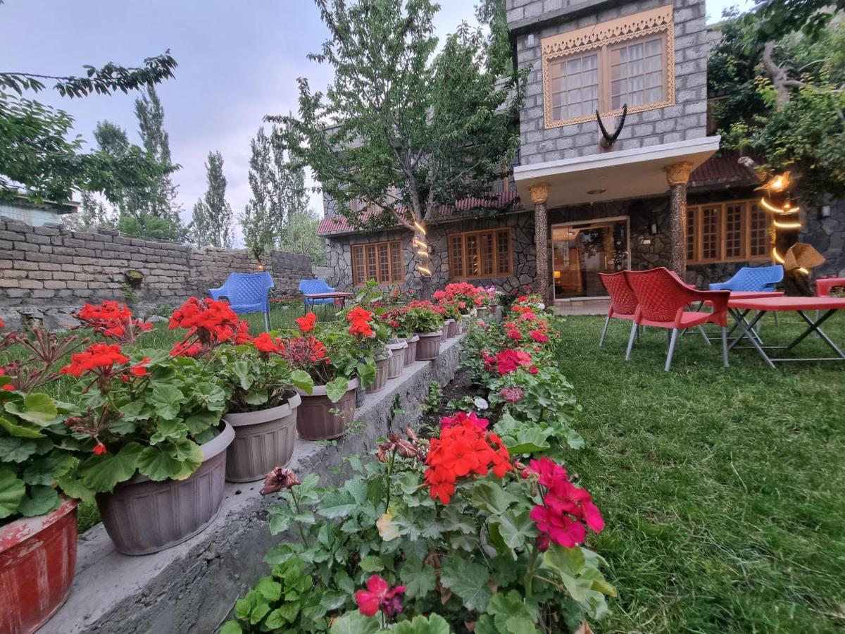 Sehrish Guest House Skardu Eksteriør bilde